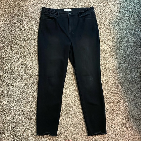 Vervet Blue distressed Marilyn high rise Jeans -size 32 - Picture 1 of 8